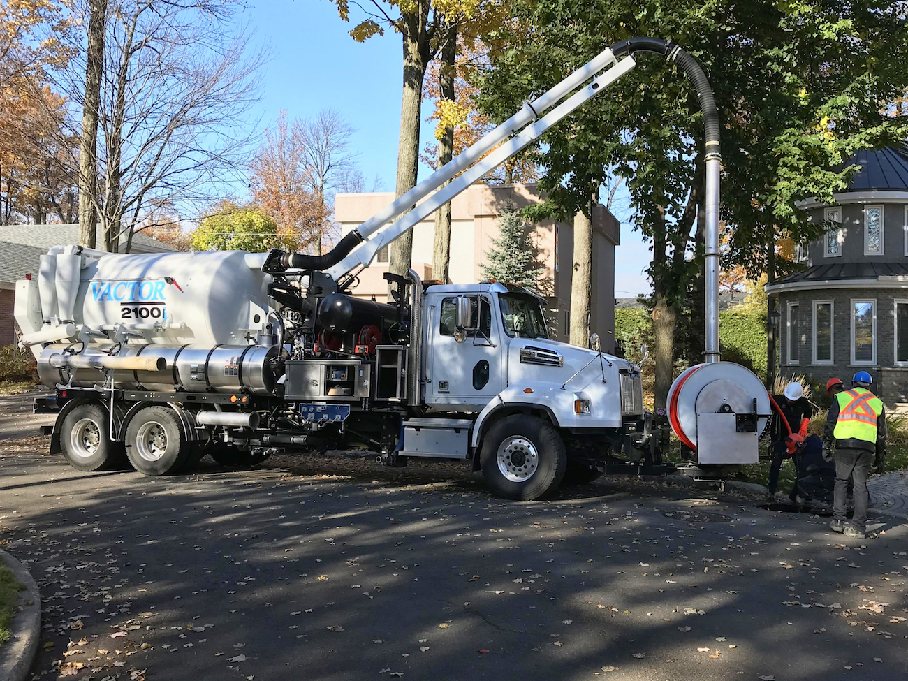 A combination sewer cleaner with a positive-displacement configuration is ideal for pulling material long distances and tackling the deep pulls.