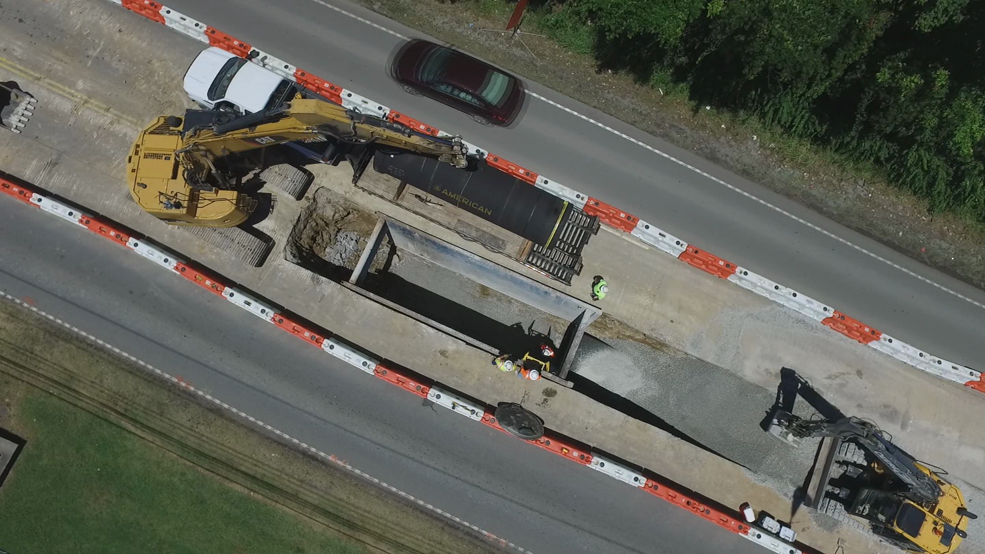 An aerial shot from a drone shows a project in Nashville, Tennessee, that included installing 5 miles of large-diameter transmission main under two state highways on a tight timeline. The project was featured in the December issue. 