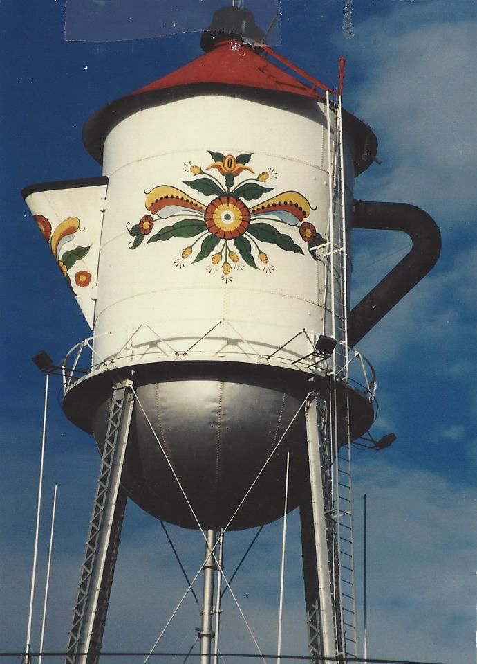 The World's Largest Coffee Pot in Stanton, Iowa